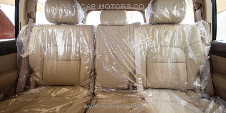 TOYOTA LAND CRUISER 2017 Image 10