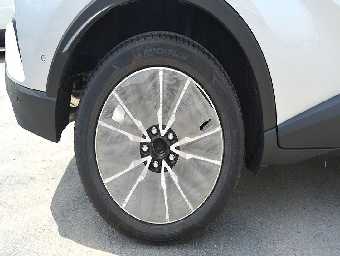 TOYOTA C-HR 2018 Image 16