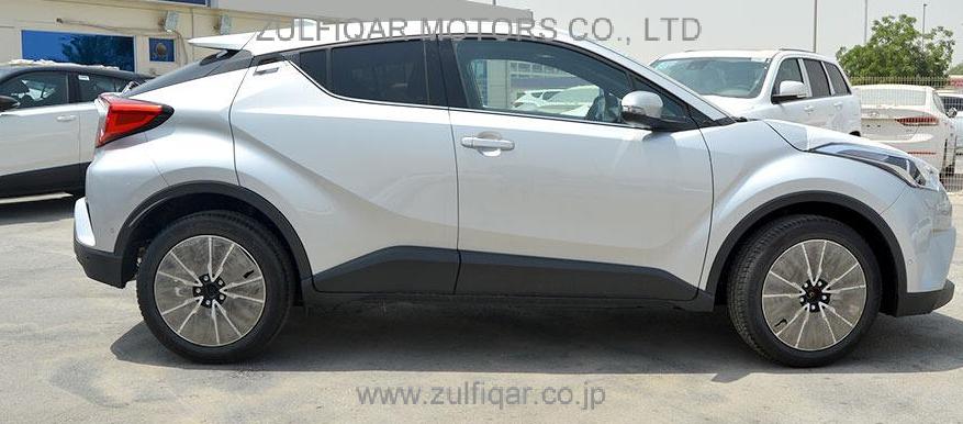 TOYOTA C-HR 2018 Image 6