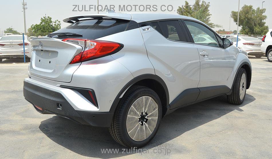 TOYOTA C-HR 2018 Image 7