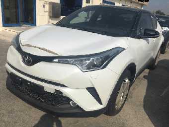 TOYOTA C-HR 2018 Image 4