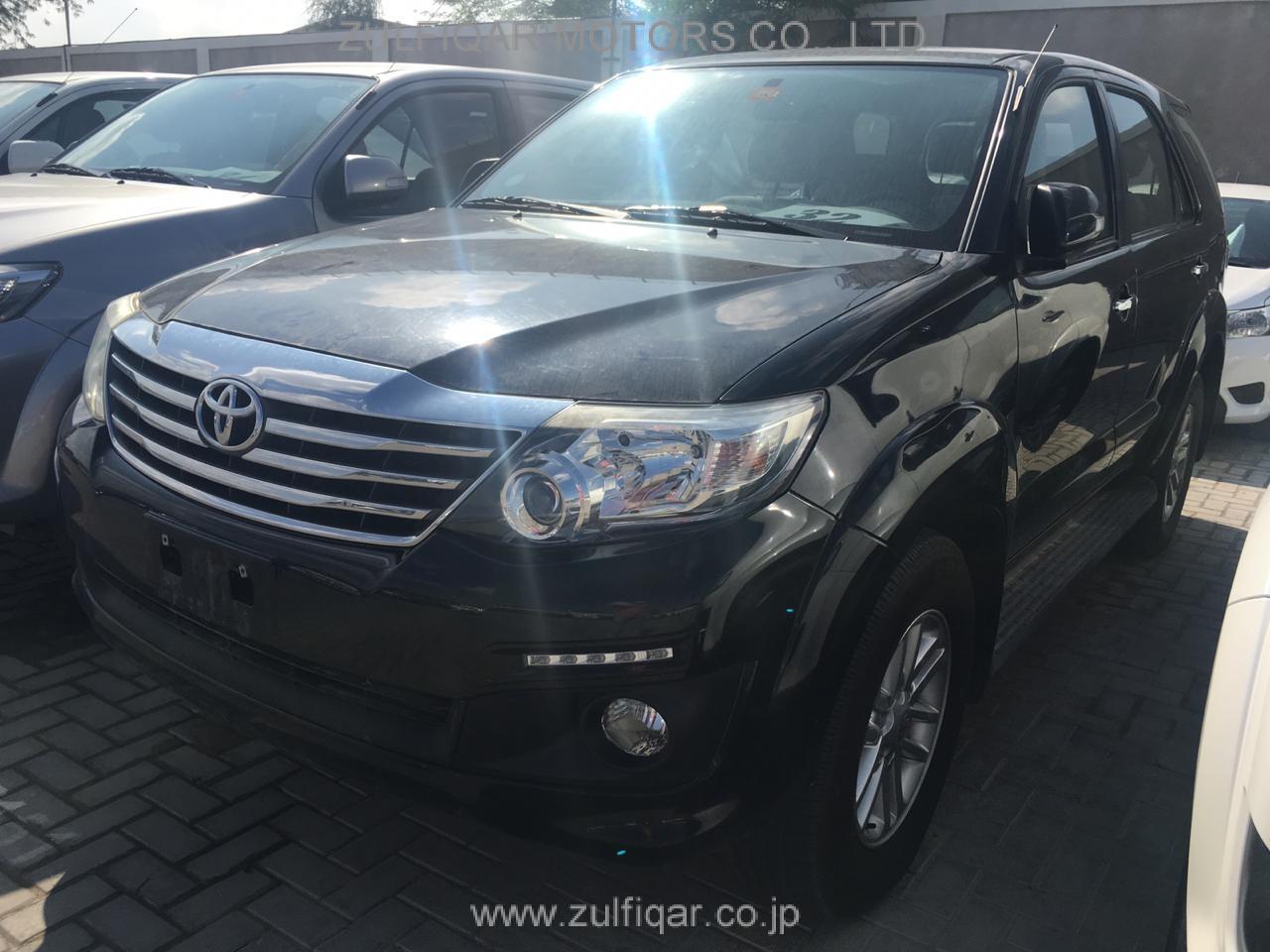 TOYOTA FORTUNER 2015 Image 4