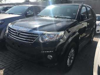 TOYOTA FORTUNER 2015 Image 4
