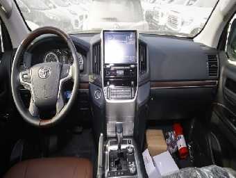 TOYOTA LAND CRUISER 2018 Image 2