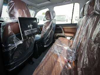 TOYOTA LAND CRUISER 2018 Image 9