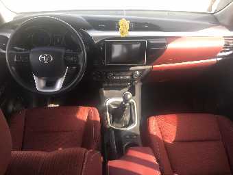 TOYOTA HILUX 2016 Image 2