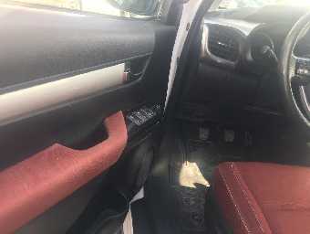 TOYOTA HILUX 2016 Image 10