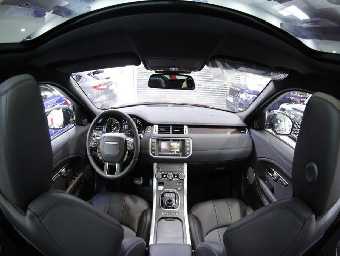 LAND ROVER RANGE ROVER EVOQUE 2018 Image 2