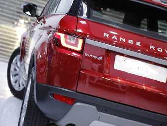 LAND ROVER RANGE ROVER EVOQUE 2018 Image 3