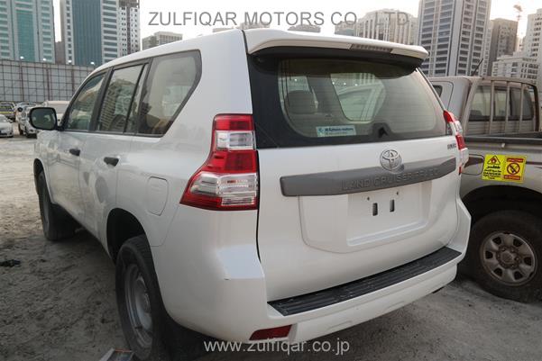 TOYOTA PRADO 2014 Image 6