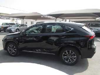LEXUS NX 300 2018 Image 12