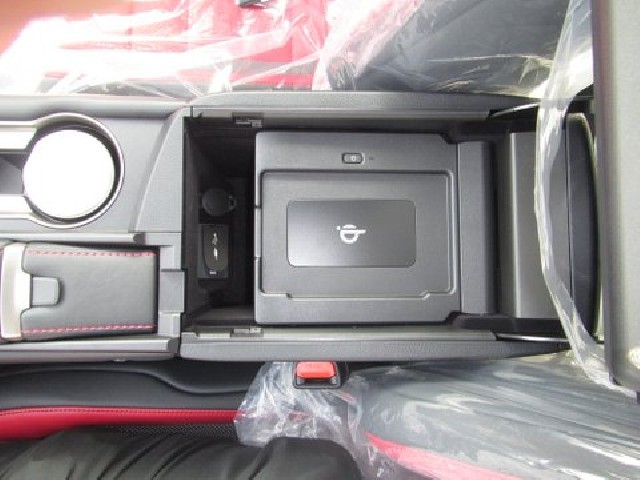 LEXUS NX 300 2018 Image 20