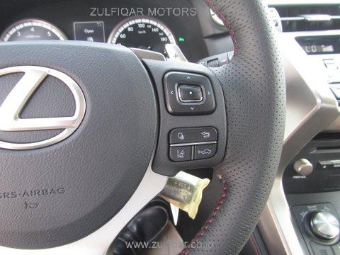 LEXUS NX 300 2018 Image 5