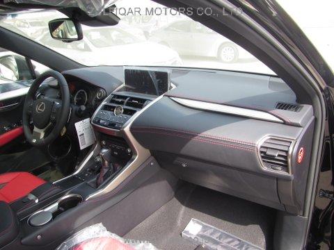 LEXUS NX 300 2018 Image 10