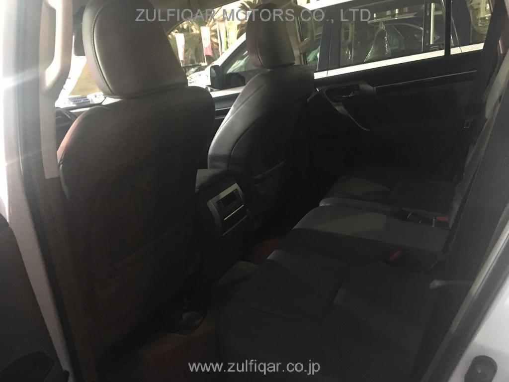 LEXUS GX 460 2015 Image 8