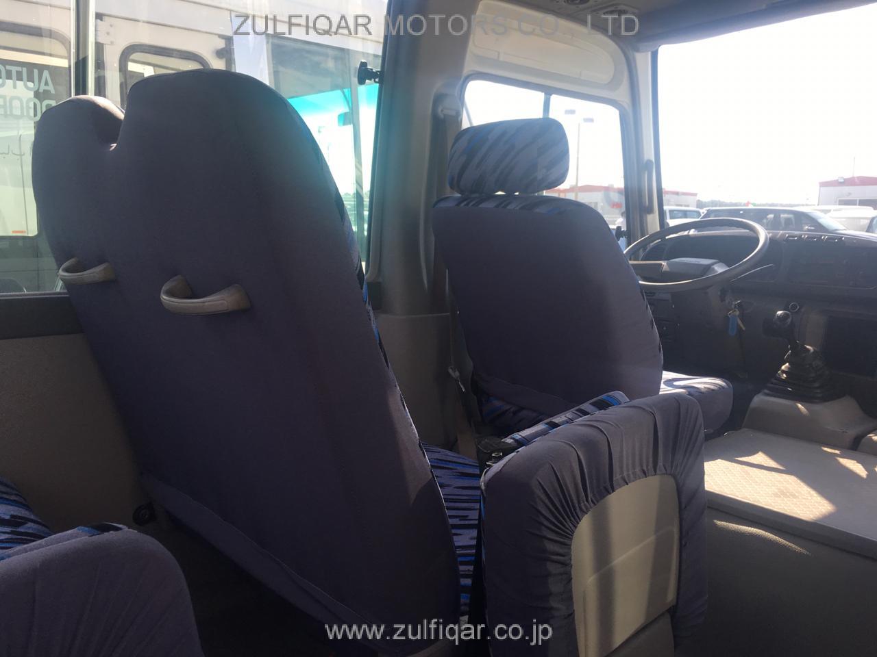 TOYOTA COASTER 2014 Image 11
