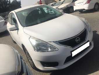 NISSAN TIIDA 2016 Image 4