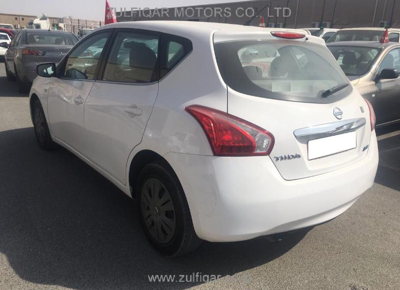 NISSAN TIIDA 2016 Image 6
