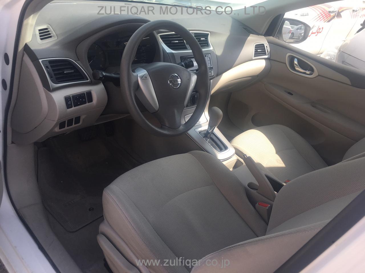 NISSAN TIIDA 2016 Image 8