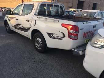 MITSUBISHI L200 2016 Image 3