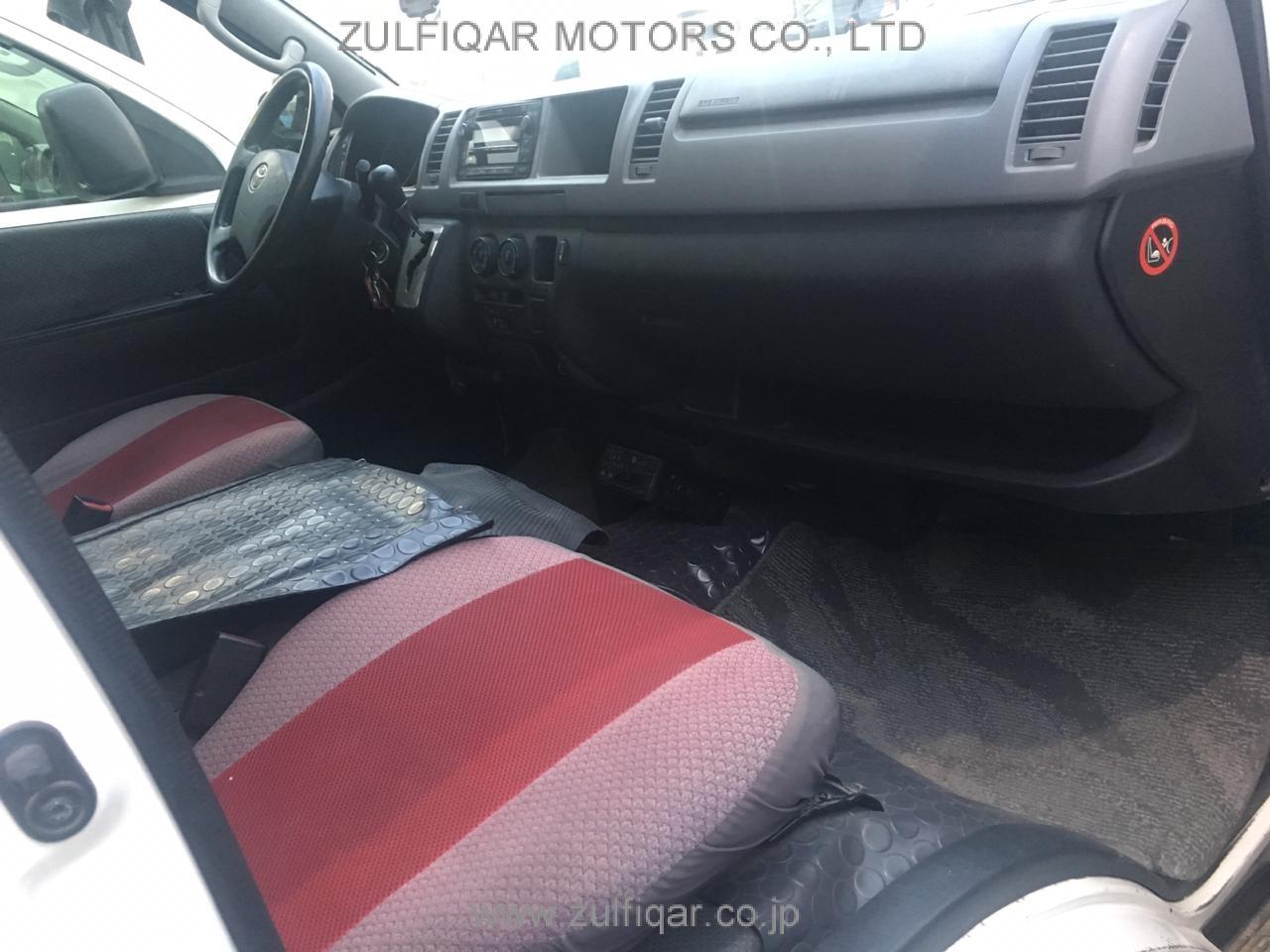 TOYOTA HIACE BUS 2012 Image 11