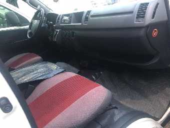 TOYOTA HIACE BUS 2012 Image 11