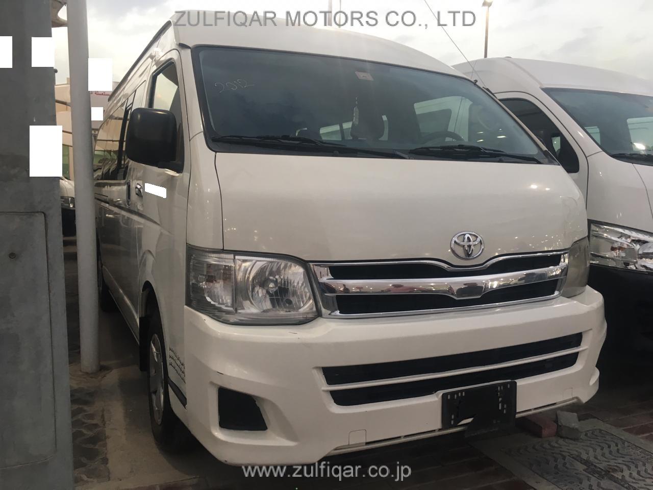 TOYOTA HIACE BUS 2012 Image 4