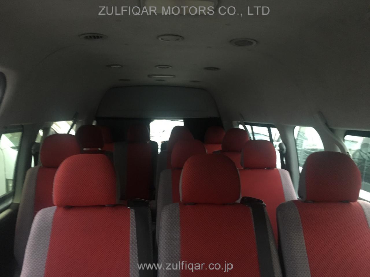 TOYOTA HIACE BUS 2012 Image 10