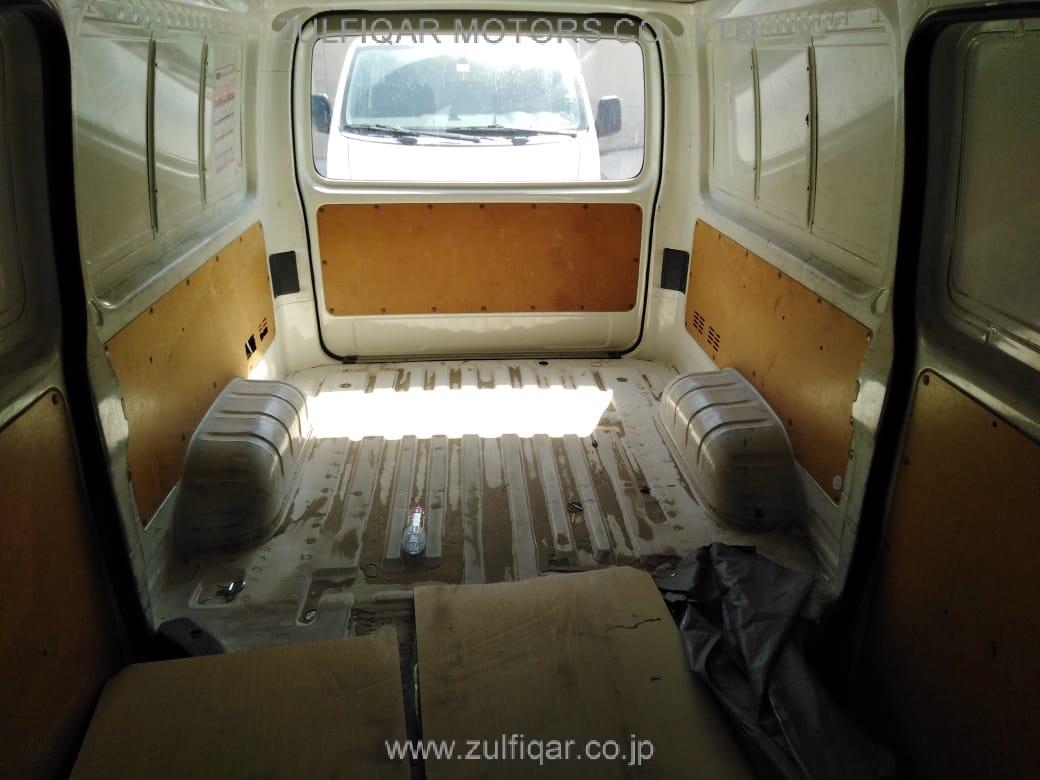 TOYOTA HIACE 2016 Image 7