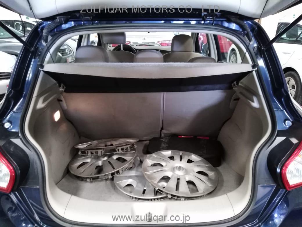 NISSAN TIIDA 2016 Image 7