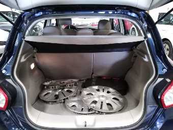 NISSAN TIIDA 2016 Image 7