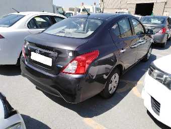 NISSAN SUNNY 2015 Image 5