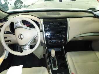 NISSAN ALTIMA 2015 Image 2