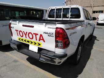 TOYOTA HILUX 2016 Image 6