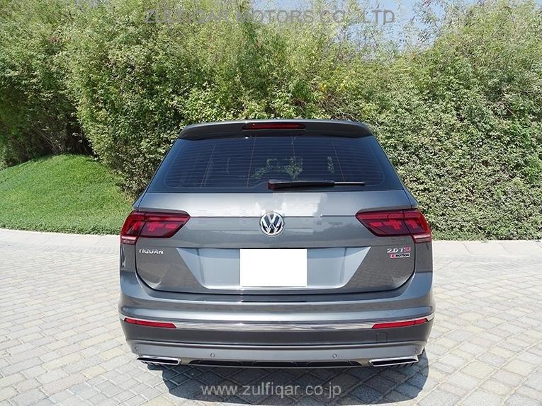 VOLKSWAGEN TIGUAN 2018 Image 3
