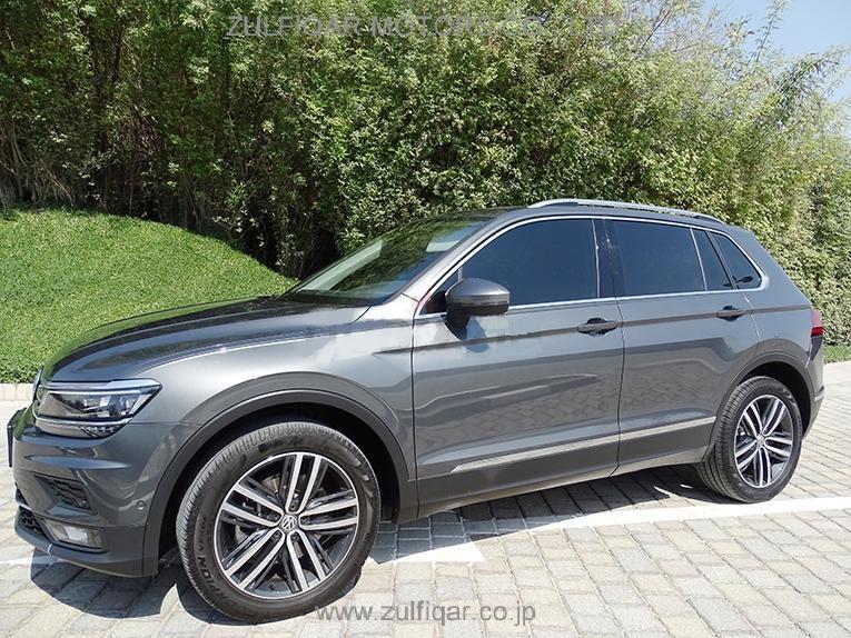 VOLKSWAGEN TIGUAN 2018 Image 4