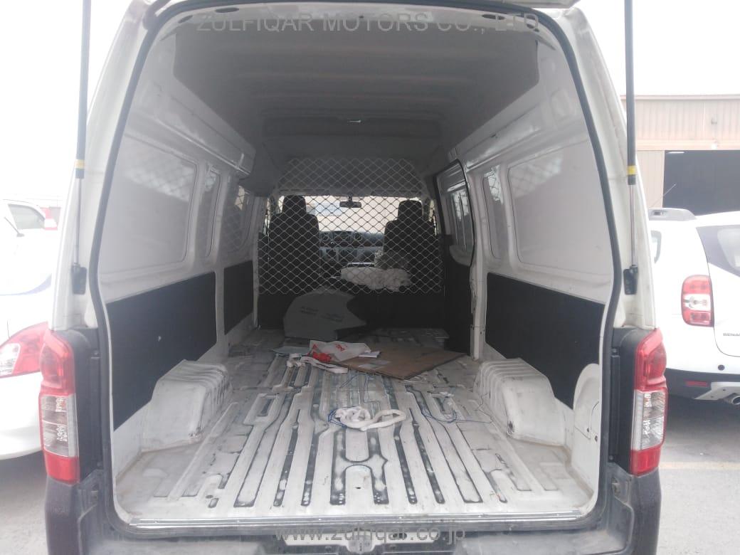 NISSAN URVAN 2016 Image 8