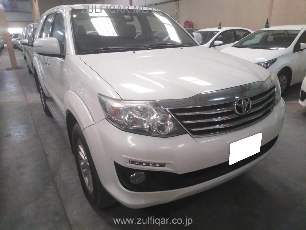 TOYOTA FORTUNER 2015 Image 5