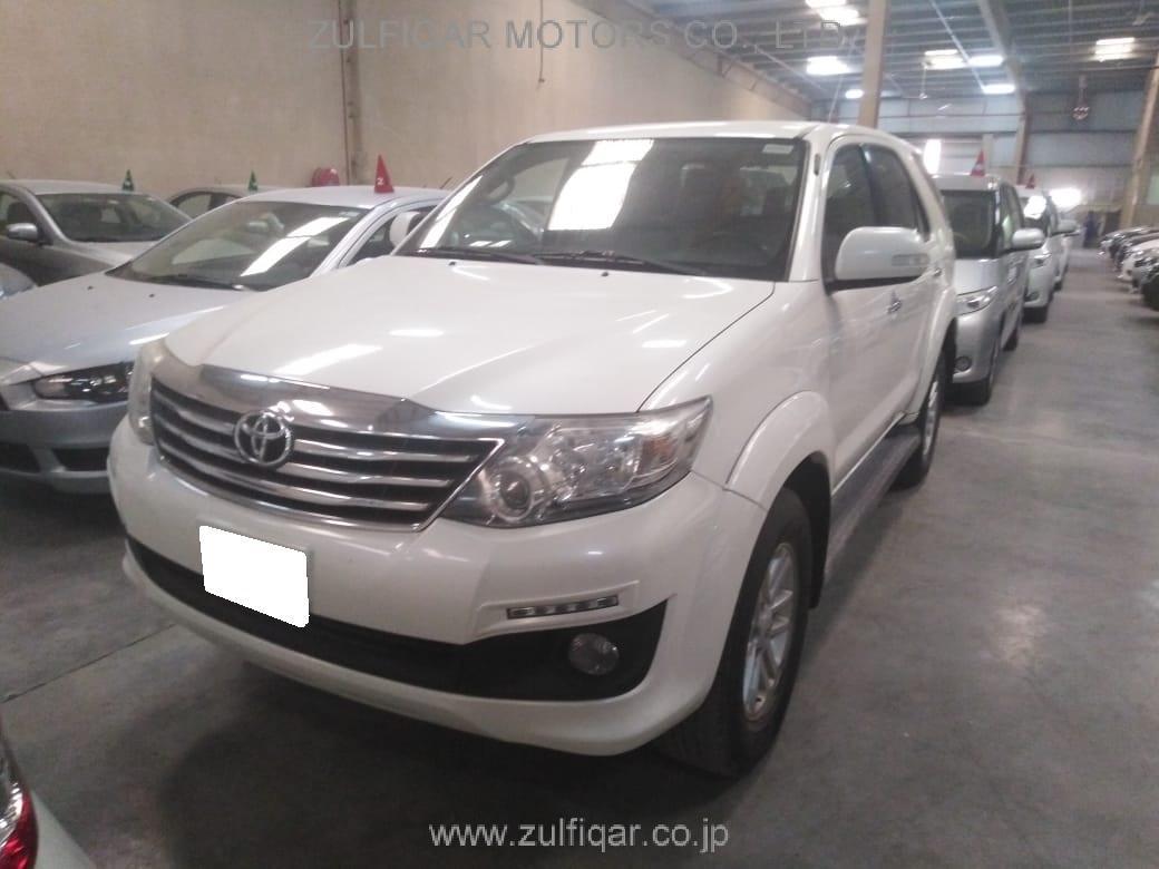TOYOTA FORTUNER 2015 Image 6