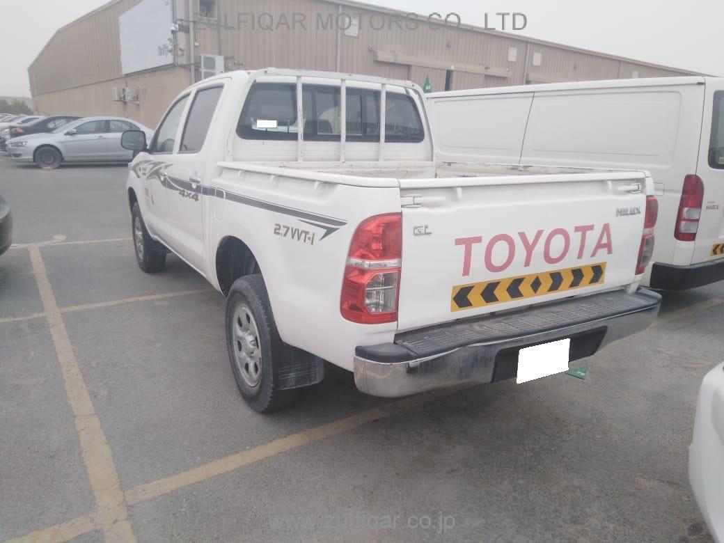 TOYOTA HILUX 2015 Image 5