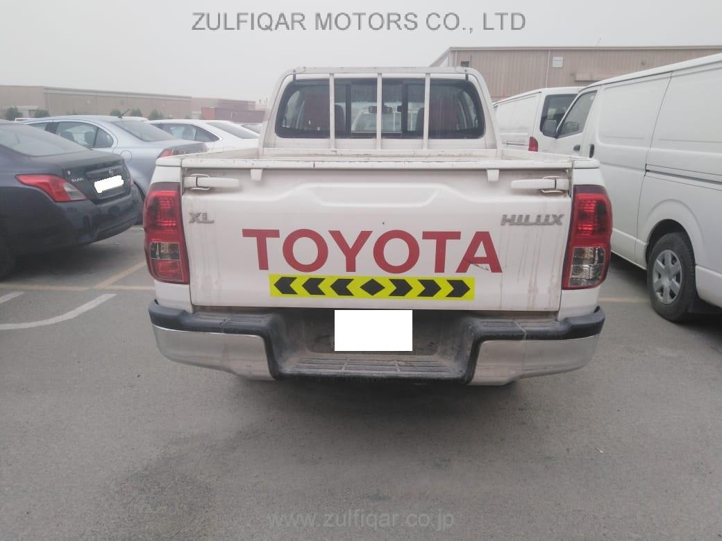 TOYOTA HILUX 2016 Image 3