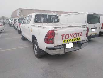 TOYOTA HILUX 2016 Image 7