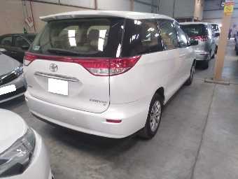 TOYOTA PREVIA 2015 Image 8