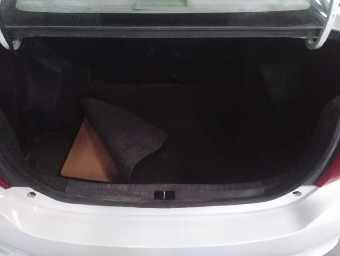 TOYOTA YARIS 2016 Image 8