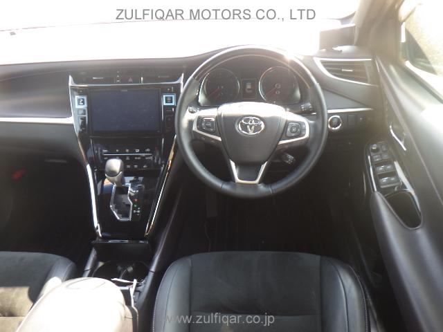 TOYOTA HARRIER 2015 Image 9