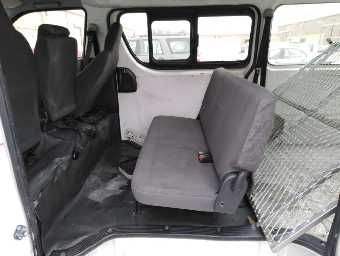 TOYOTA HIACE 2015 Image 9