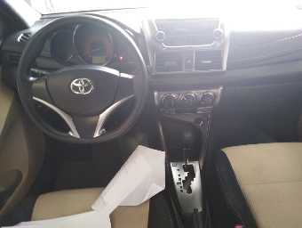 TOYOTA YARIS 2015 Image 2