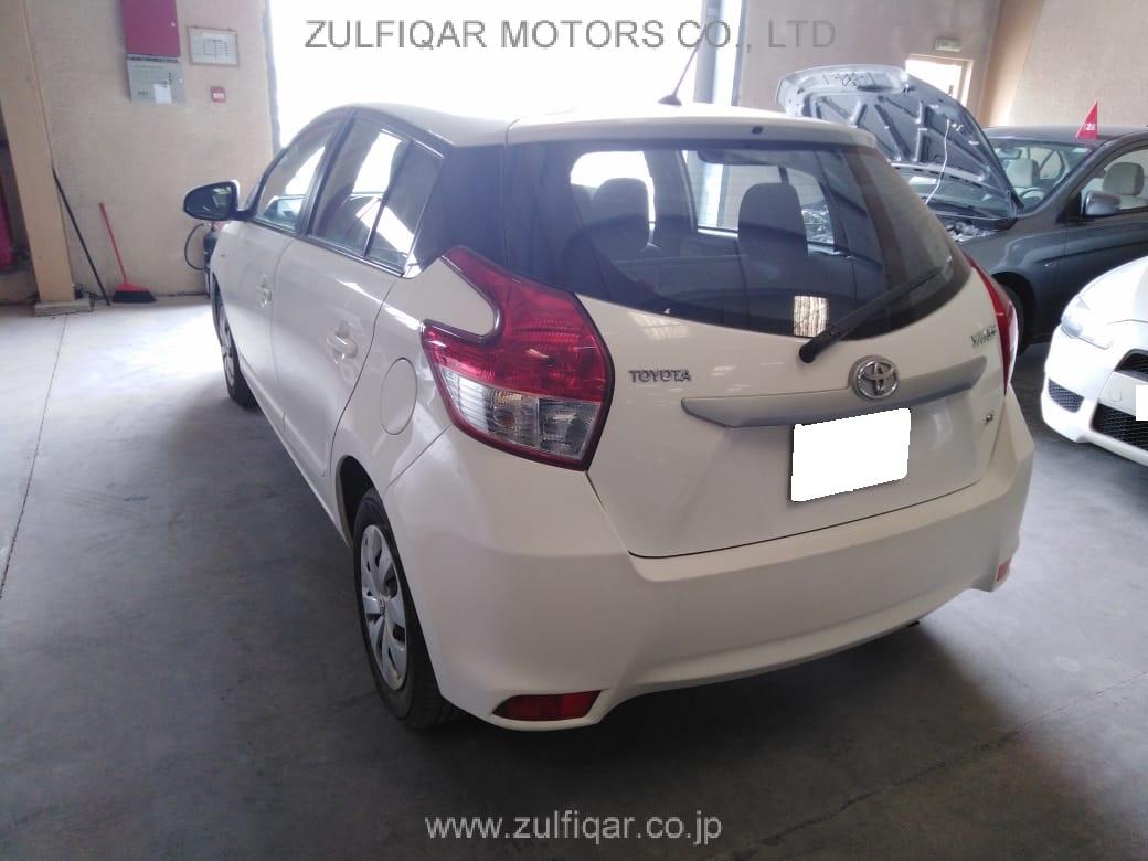TOYOTA YARIS 2015 Image 7