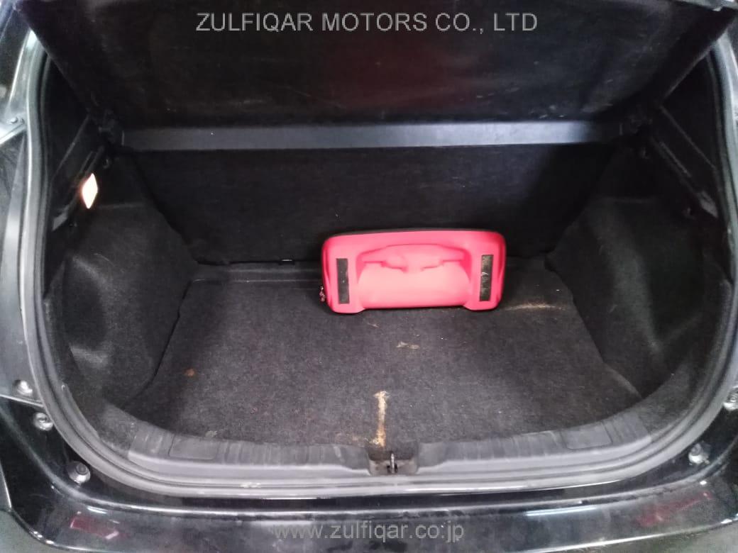 TOYOTA YARIS 2015 Image 9