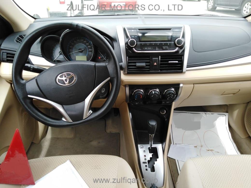 TOYOTA YARIS 2016 Image 2